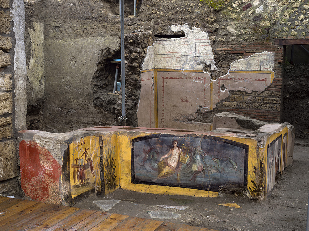 Thermopolium of Regio V - Pompeii Sites